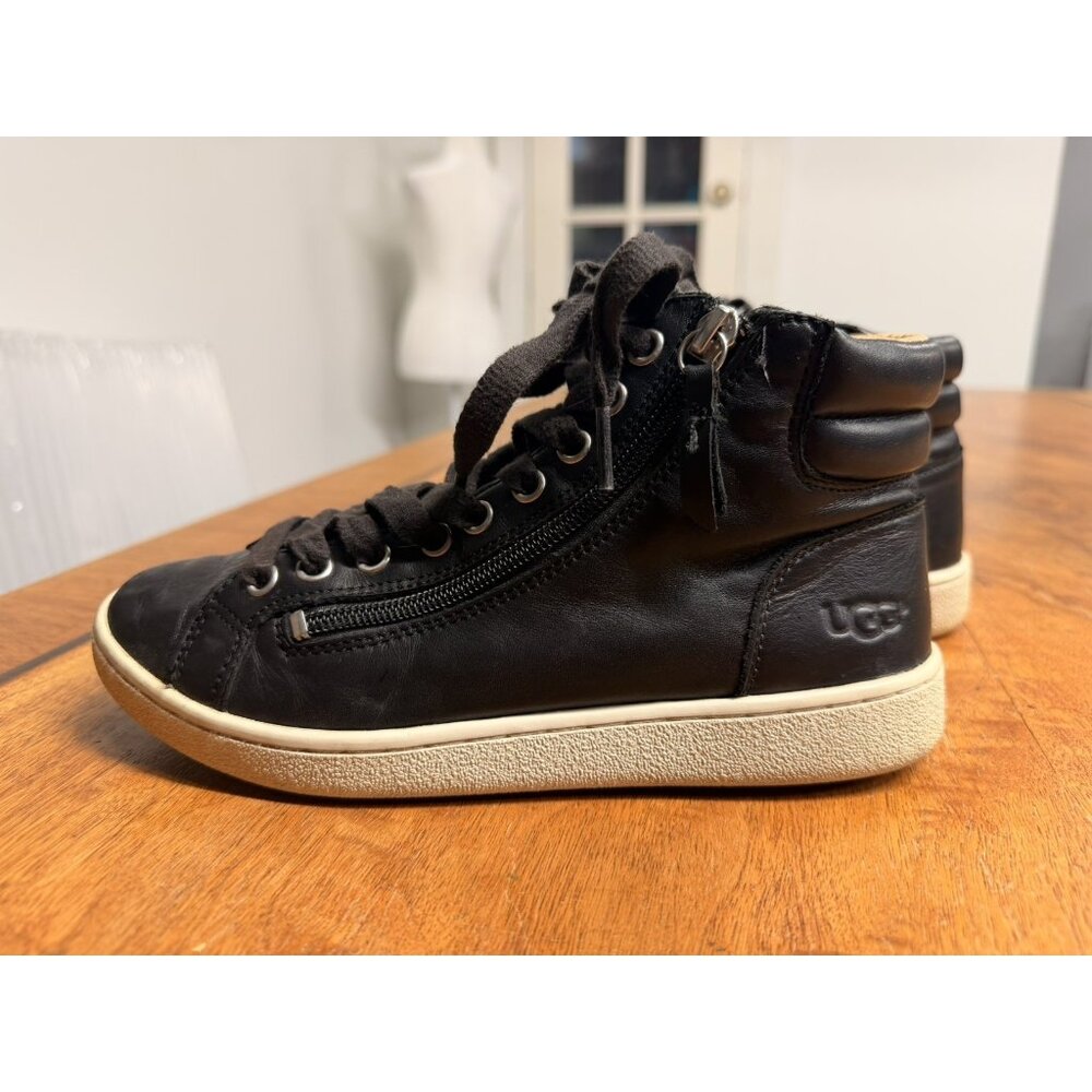 UGG Olli Shoes Women's Size 6.5 Black Leather High‎ Top Zip Lace Up Sneakers
